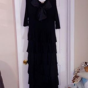 Nuggles Size Large Black Ruffled maxi dress with a bow.